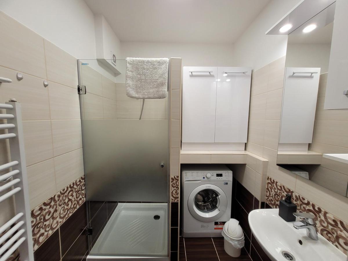 Matrix Apartman เบเกซซาบา ภายนอก รูปภาพ