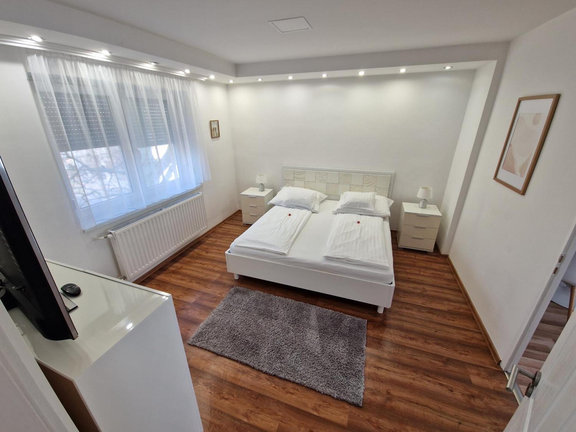 Matrix Apartman เบเกซซาบา ภายนอก รูปภาพ