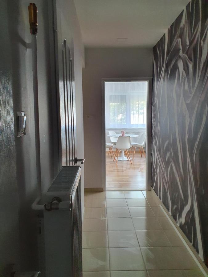 Matrix Apartman เบเกซซาบา ภายนอก รูปภาพ
